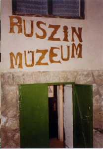 [Kp: A mzeum
bejrata]